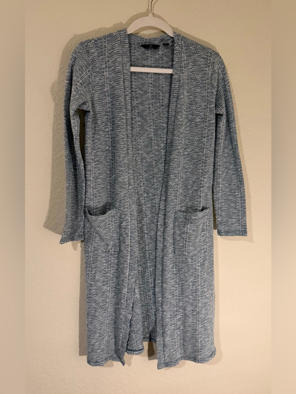 G by Giuliana Heathered Gray Open-Front Knit Cardigan